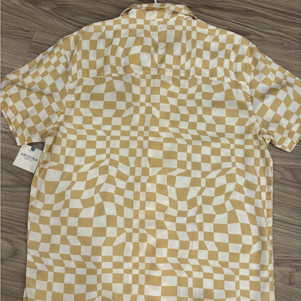 Arizona Jean Company Men's Beige and White Patterned Shirt